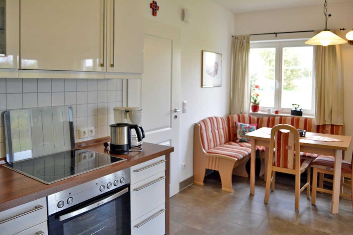 Reetdachhaus Im Fischerdorf Freest Exteriér fotografie
